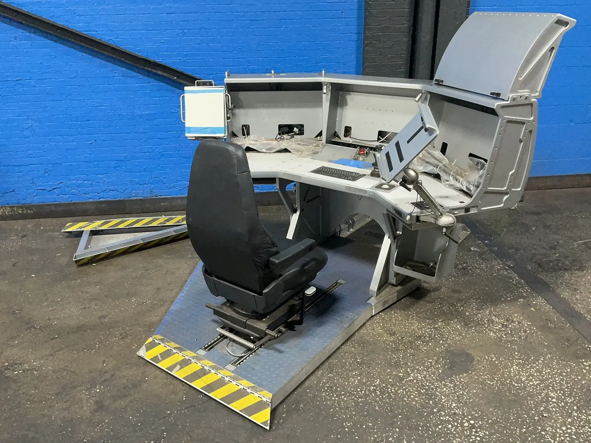 Used _UNKNOWN_ _UNKNOWN_ Automation Control (HMI) Ohio US | HGR 24 #1550025