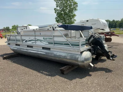 1998 Manitou Unknown 20' Pontoon Boat