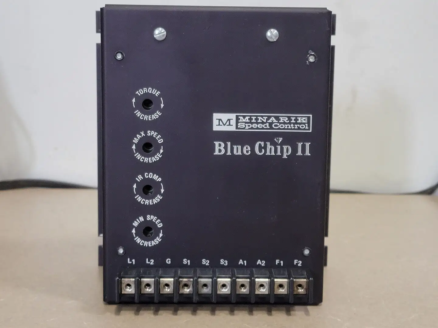 USED MINARIK CORPORATION BC90UD4