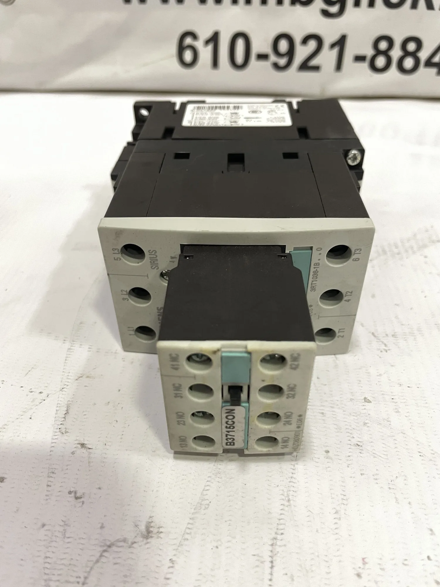 Siemens 3RT1036-1BB40 IEC AC-3 Contactor 15/22kW 230/400/690V 24V coil