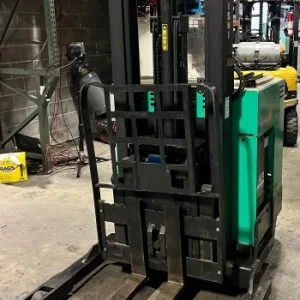 USED 2002 MITSUBISHI ESR36