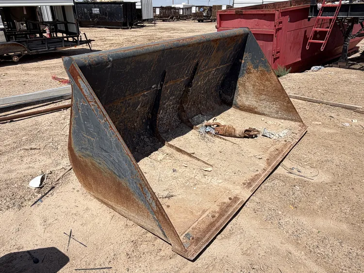 Used _UNKNOWN_ _UNKNOWN_ Earth Buckets Texas US | Miedema Asset Management Group #1312800