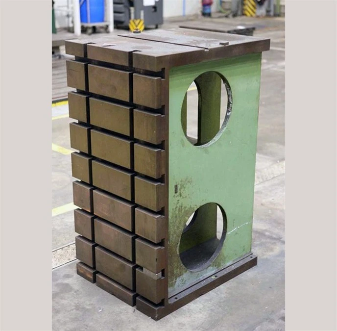Used CORNER PIECE CLAMPING TABLE 1220 X 620 X 850 MM Angle Plates BE | Apt International N.V #366418