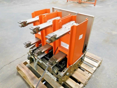 Used GE VB 7.2-500-3 Circuit Breakers Ohio US | Equipment Recovery Corp. #1330902