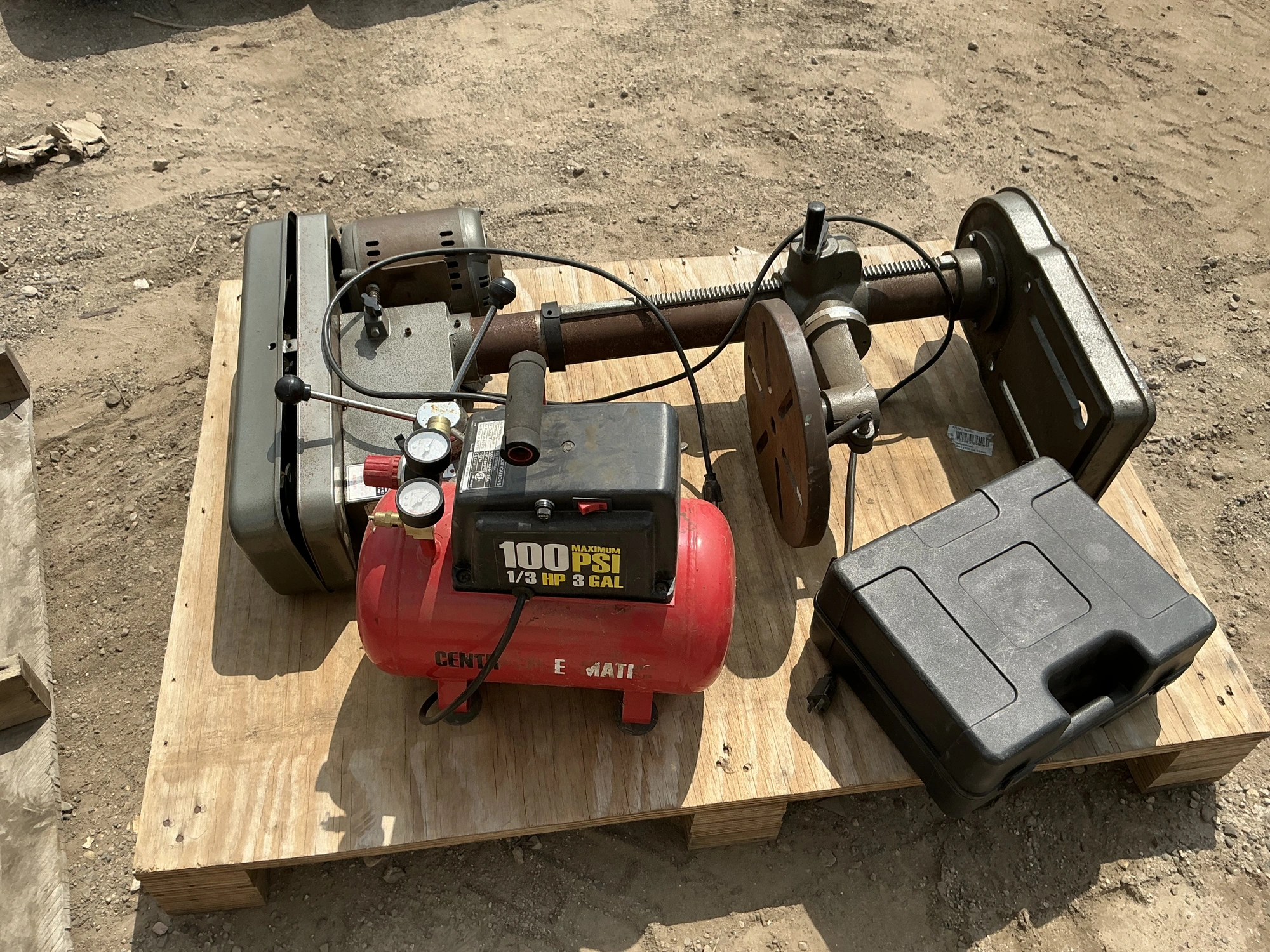 Used _UNKNOWN_ _UNKNOWN_ Tank Mounted Air Compressors Michigan US | Miedema Asset Management Group #1321315