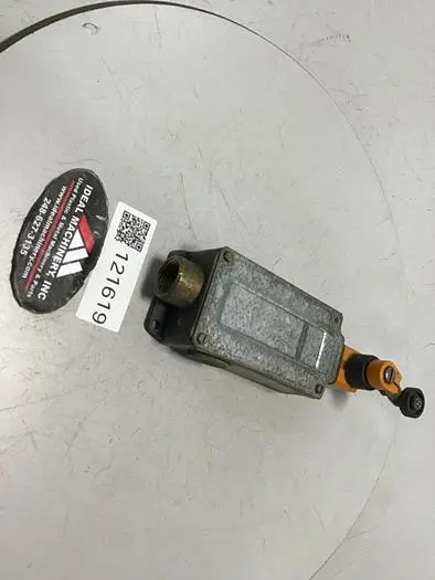 Used SIEMENS 3SE3 404-1G Relays & Switches Michigan US | Ideal Machinery #605760