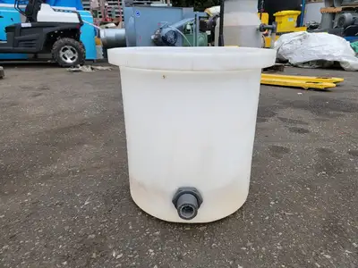 4 x Plastic Tanks