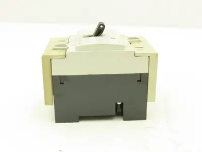 Mitsubishi NF30-FAU 3-Pole No Fuse Circuit Breaker 5A 200-230V 3Ph Lot of 11