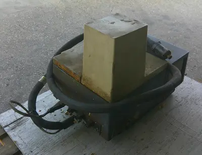 USED NORDSON 2202