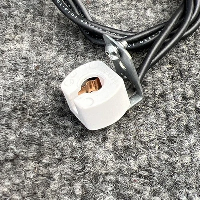 New | in-Stock Leviton 75W 250V Tube Sockets California US | Davliegogo LLC #1706041