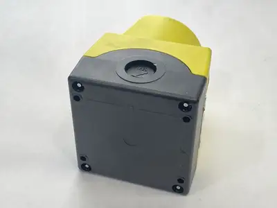 Used Siemens Emergency Stop Housing Enclosure Relays & Switches Michigan US | Maverick Industrial Sales #1391689