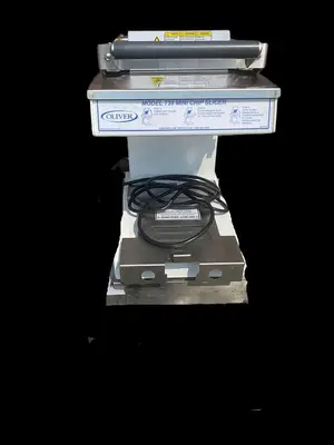 USED OLIVER 738