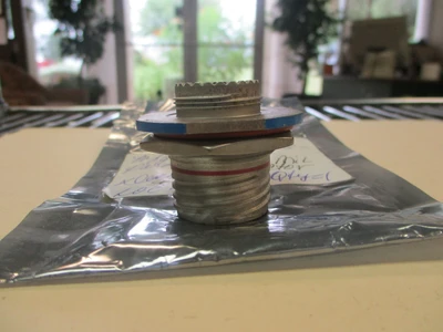 NEW Amphenol AL07F15-35P