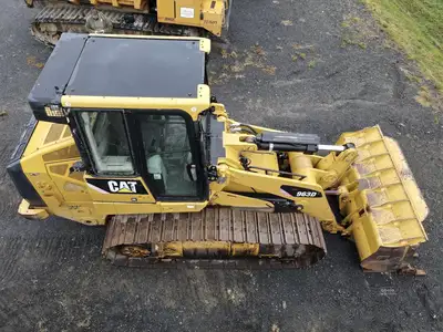 Used 2014 CATERPILLAR 963D Crawler Loaders | Abele Tractor #1343014