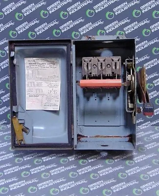 Square D HU361AWK Fusible Safety Switch 30 Amps 600Vac 250Vdc Ser. D1 Used