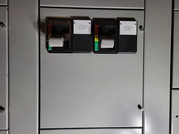 Used EATON HFD3015 Switchgears British Columbia CA | Lenmark #240412