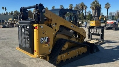 USED 2025 Caterpillar 275