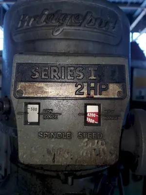 USED 1984 BRIDGEPORT SERIES 1