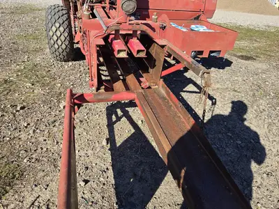 USED 1990 NEW HOLLAND HAYLINER 505