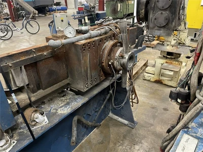 Berlyn Continuous Screen Changer, Model CF-6011