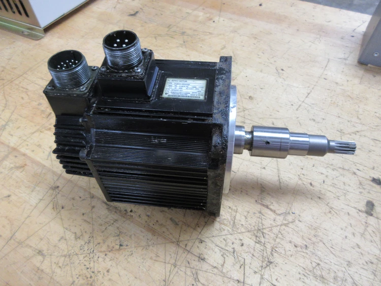 Used 2005 USED HAAS PARTS AND TOOLING SIGMA-1 09 (SHORT) #93-0346 Servo Motors Minnesota US | Machinesused.com #225809