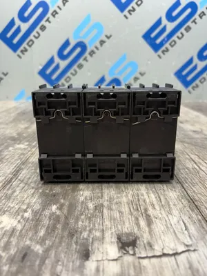 Siemens 3RV2011-1DA10 Electrical/PLC/Automation | ESS Industrial Equipment Sales (4)