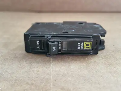 USED SQUARE D QOB150