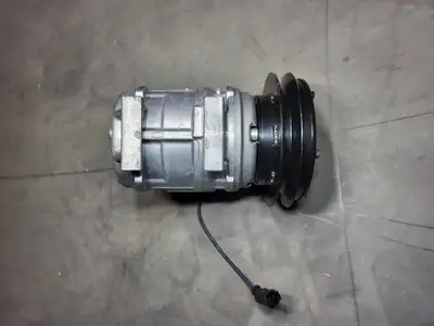 NEW KOMATSU 14X-711-8580