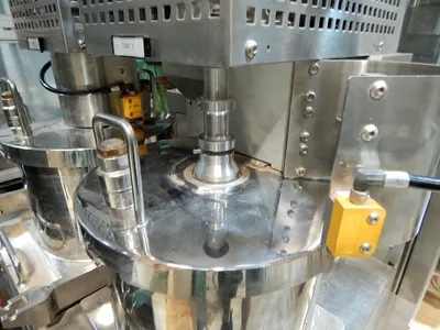 USED VE.TRA.CO. SEMI WET POWDER PRESS CJ012 S