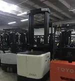 USED CROWN Reach Trucks