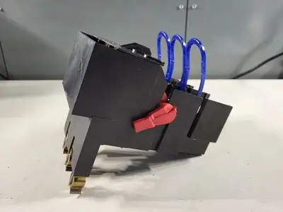 Disconnect Switch w/ 3 Times 15 Amp Fuse JTD15ID