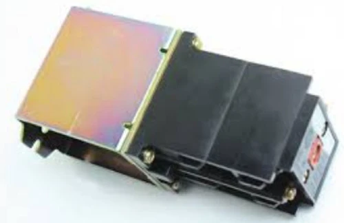 Allen-Bradley 700DC-P800Z24 Direct Drive Heavy Duty Industrial Relay, 24VDC, 8P [New]