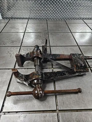N/A BLACKSMITH POST VISE Tooling | GMT (3)