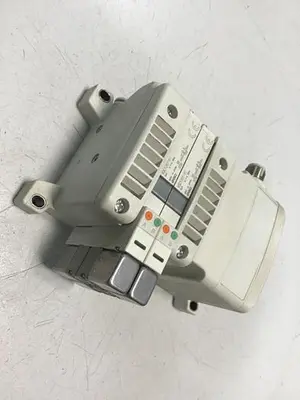 USED SMC VVQ1000W-130A-1