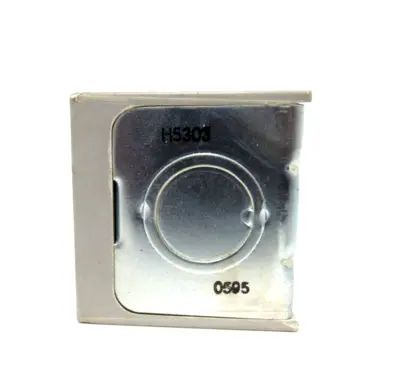 NEW CUTLER HAMMER 10250H5303 PUSHBUTTON STATION