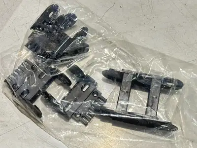 2700-07-063 | Igus  Series 2700 E-Chain 5ft Sections 18 Links LOT OF 5 - New Other