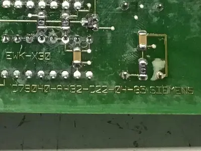USED SIEMENS C79040-A432-C22-01-87