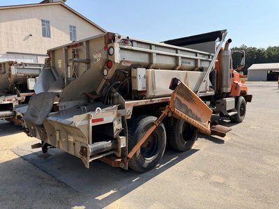 Used 2005 INTERNATIONAL PAYSTAR 5600I 6X4 500HP Dump trucks Michigan US | Miedema Asset Management Group #1338405