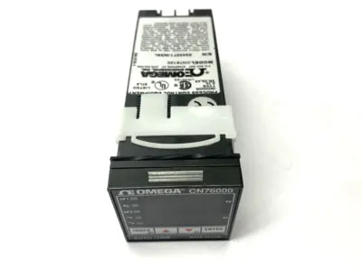 Used OMEGA Autotune Temperature Controller 1/16 DIN 100-240VAC Temperature Controls Michigan US | Maverick Industrial Sales #1393172