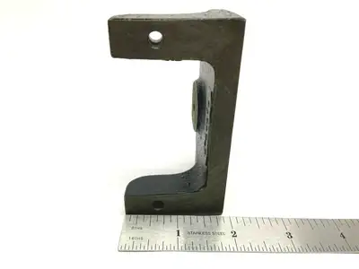 B-16073 | Black Vibratory Block Holder 2-1/2" ID M5 Metric Screw Holes - Used