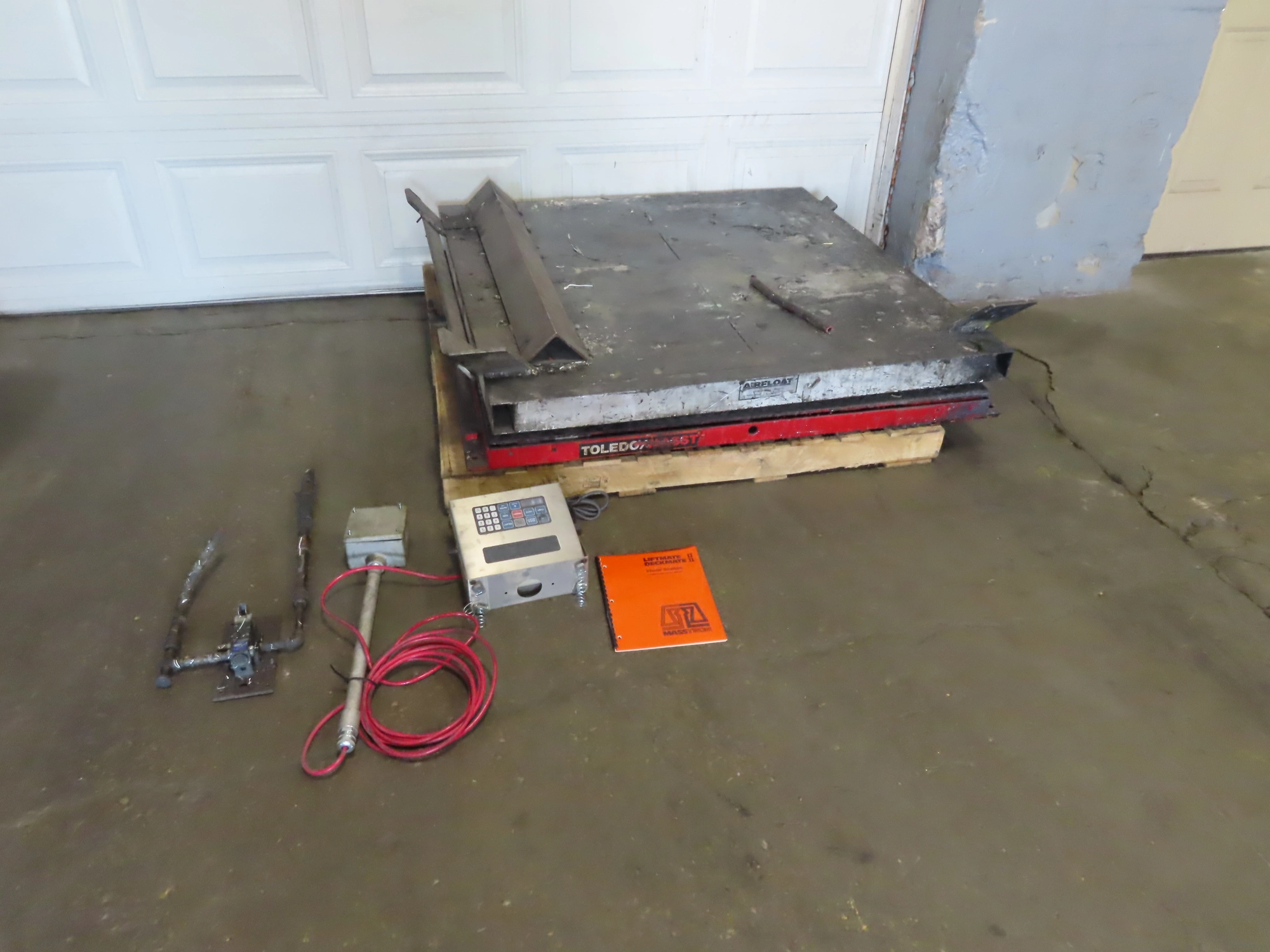 Toledo Floor Scale with Airfloat Turntable, 4'x4'