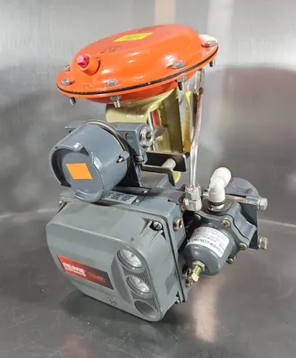 Fisher FIELDVUE DVC6010 Valve Positioner with 32-24588C. Loc 6E
