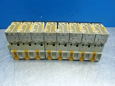 USED OMRON CJ1WDA08V