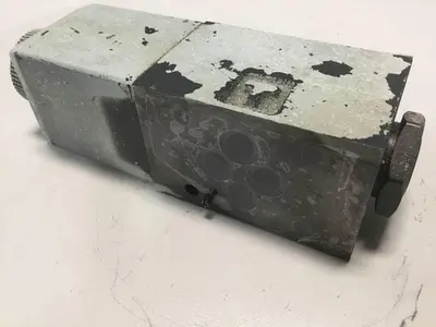 USED VICKERS DG4V-3-2AL-M-U-HL7-60
