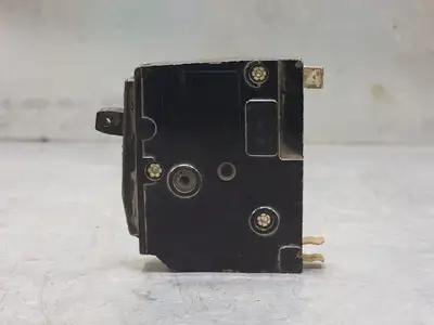 USED SQUARE D QO115