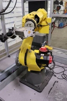 USED 2013 FANUC M-20IA