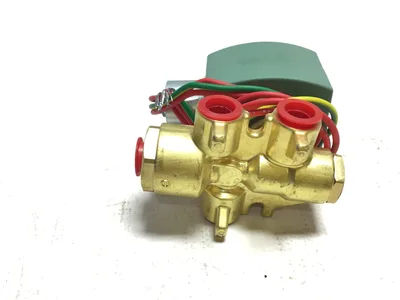 Asco 8345G1 Red Hat Solenoid Valve 3 Way 1/4″ Pipe 10.1 Watts 10-150PSI