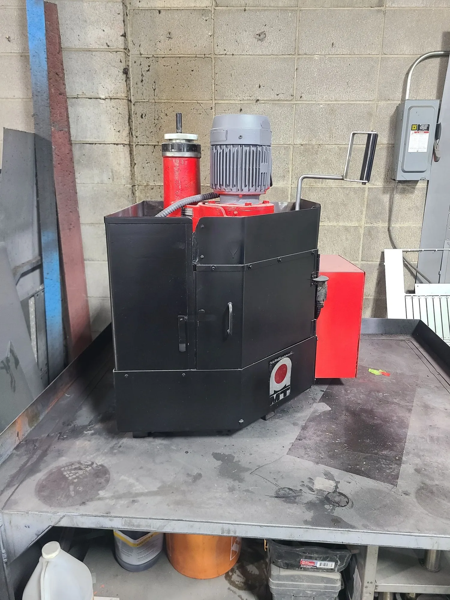 USED AMADA TEG-160ES