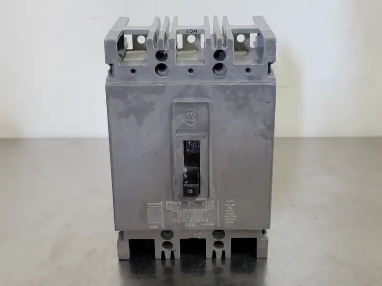 Used WESTINGHOUSE HFB3015 Switchgears British Columbia CA | Lenmark #241681