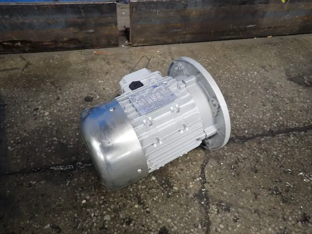 Used 2022 MOTORI ELETTRICI TN80B/4 B5 ZZC3 Motors (misc) Ohio US | HGR 24 #946263